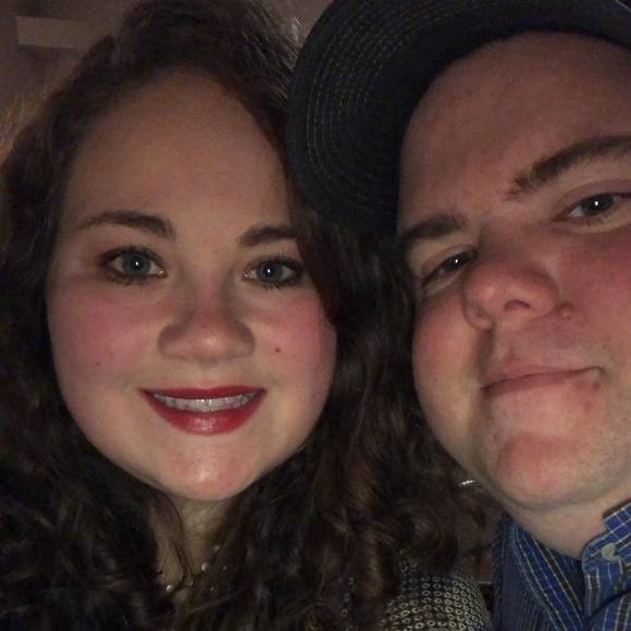 Meet your Posher, Haley - Picture 1 of 1